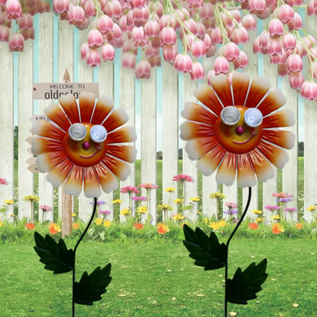 Solar Powered Flower Lights Garden Stakes for Lawn Or Yard Decoration